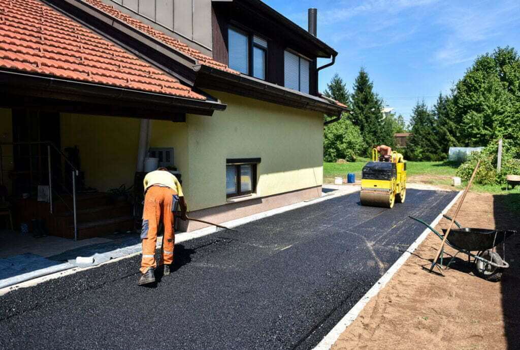 Driveway Asphalt Installation - West Palm Beach Asphalt Paving Solutions